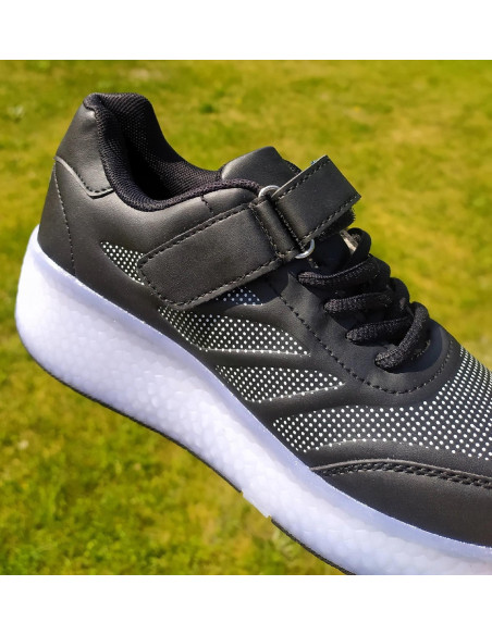 BUTOROLKI BUTY Z ROLKAMI ROLKI WROTKI LED PUDROWE