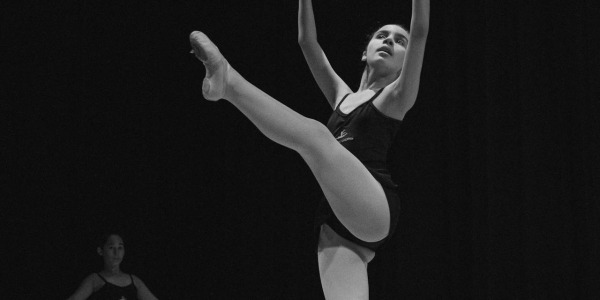 Ile zarabia baletnica – kulisy życia zawodowego tancerki