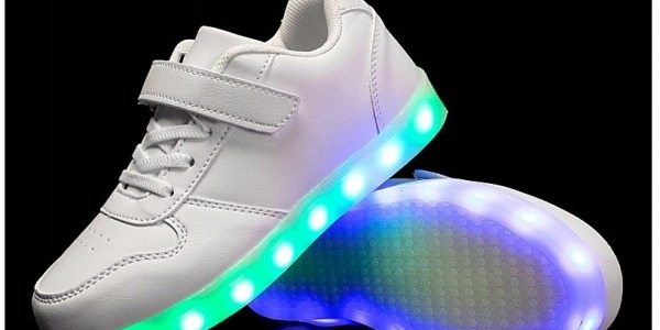 Świecące buty – kapitalny prezent na Gwiazdkę!